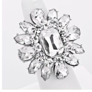 Glam competition ring